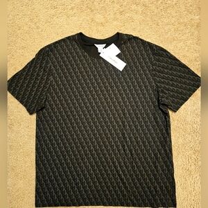 Calvin Klein men's T-shirt size XL logo NWT